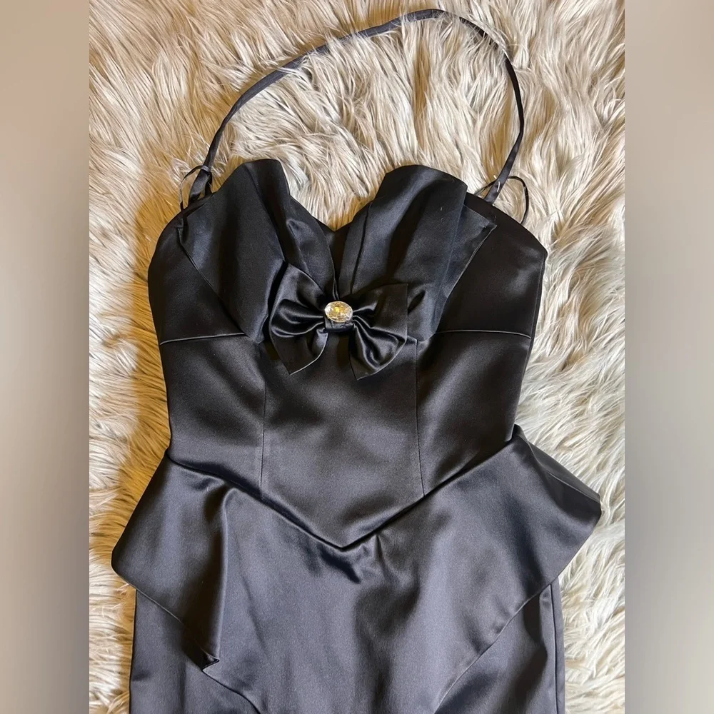 Vintage Bebe peplum pencil dress with bow - Picture 4 of 5